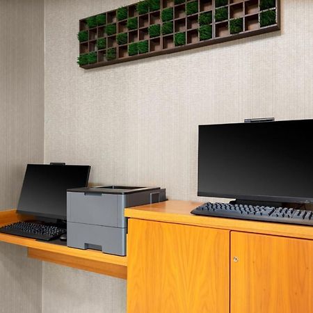Springhill Suites Kansas City Airport Exterior foto